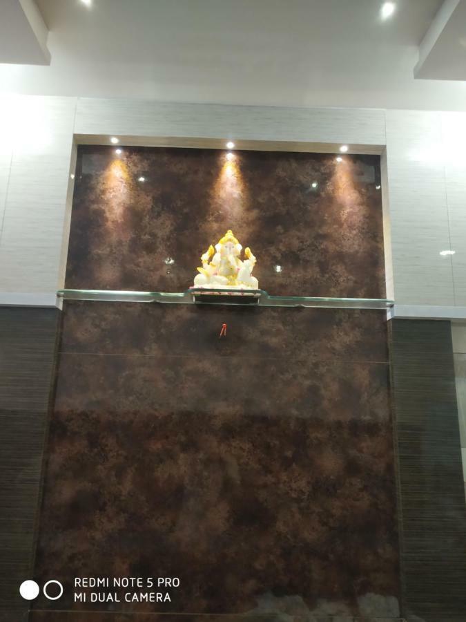 Krishna Lodge Tiruchirappalli Bagian luar foto
